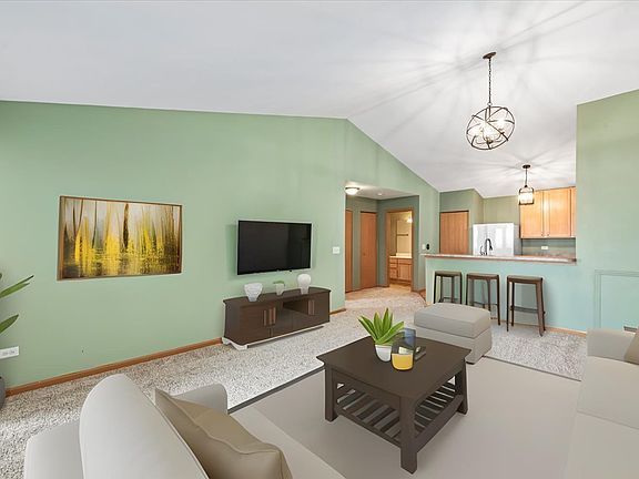 4th image of 829 Silverstone Dr #829