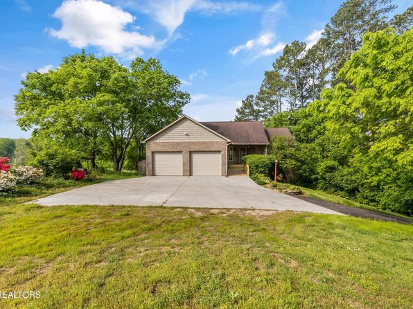 668 Martin Mill Pike, Rockford, TN 37853