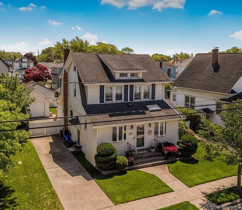 1st image of 84 Woodlawn Avenue