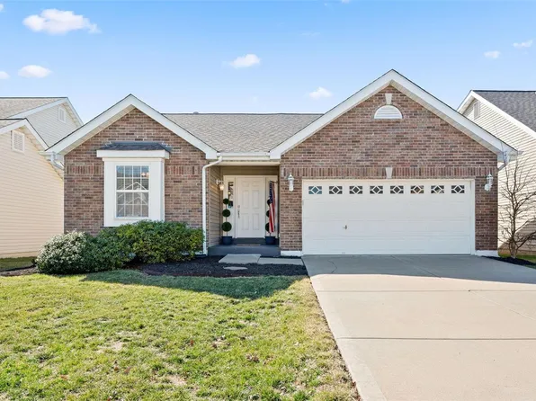 124 Towergate Dr, Lake Saint Louis, MO 63367