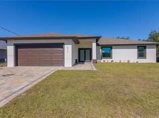 2512 61st St W, Lehigh Acres, FL 33971