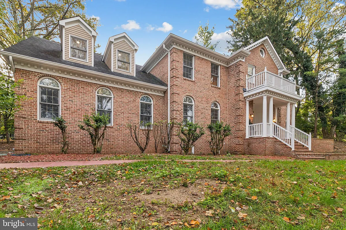 Building Photo - 2527 Hunter Mill Rd