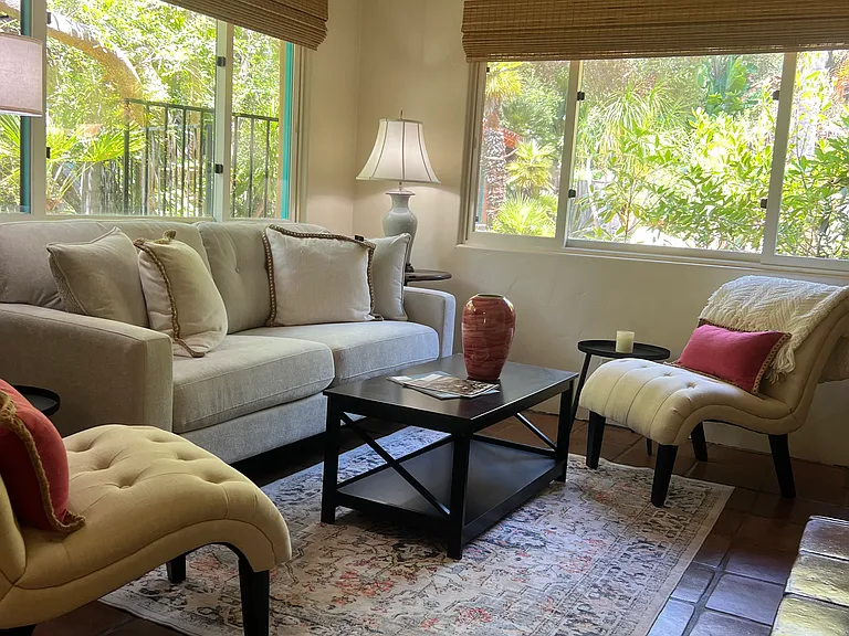 1827 Sycamore Canyon Rd — Photo 11