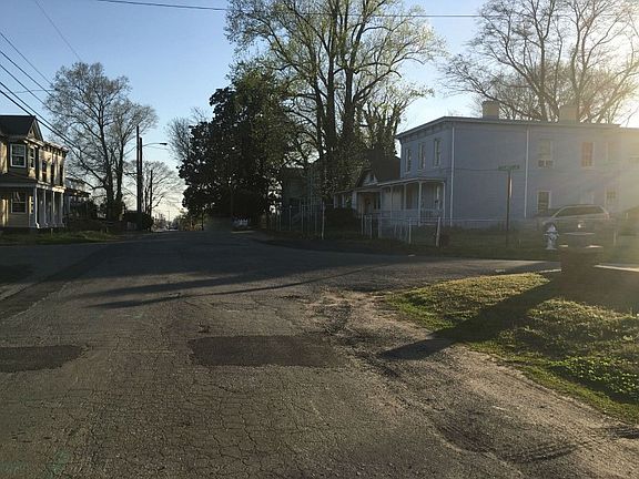 5th image of 1501 N 25th St