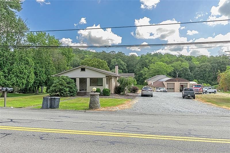 1st image of 3275 Hills Church Rd