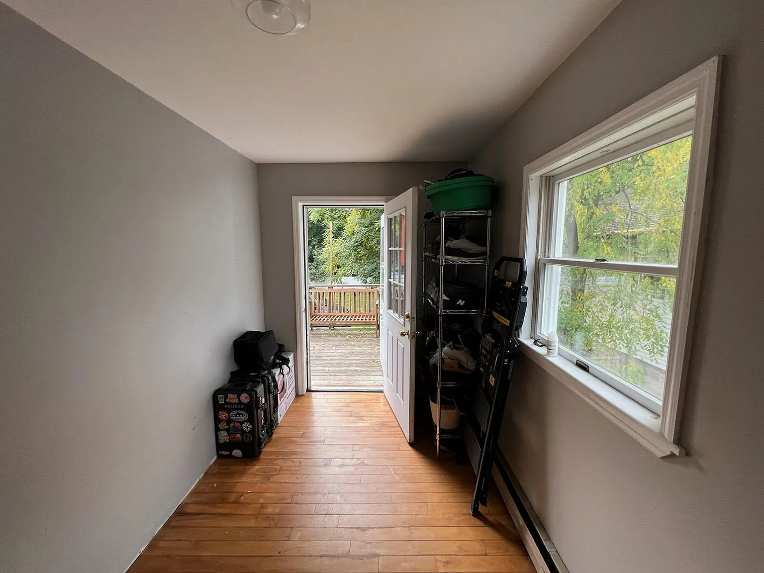 3 bed, 2100 sqft, $3,450 — Photo 3