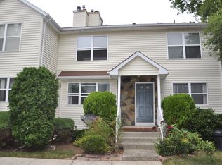 406 Keswick Dr, Piscataway, NJ 08854