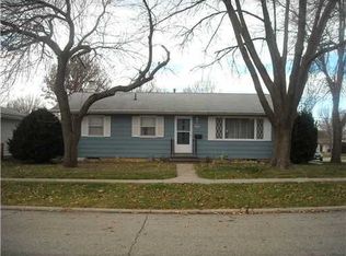 2690 Northview Dr, Marion, IA 52302