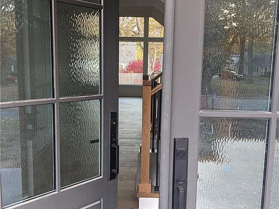 5th image of 7245 Linden St