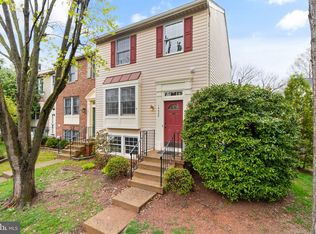 14608 Croatan Dr, Centreville, VA 20120