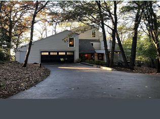 1805 Sunset Vw, Delafield, WI 53018