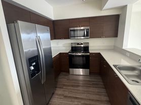1750 NW 7th St, Miami, FL