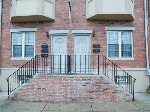 2nd image of 1535 W Norris St #2