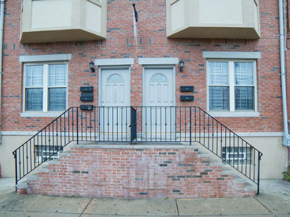 1st image of 1535 W Norris St #2