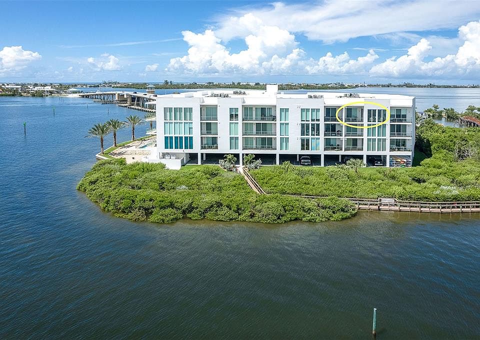 1st image of 1375 BEACH ROAD #309