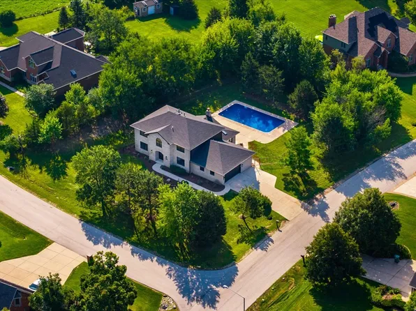 13136 Fox Hill Ct, Lemont, IL 60439