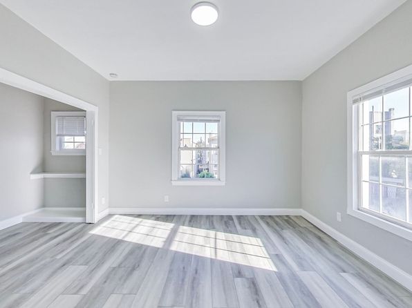 1824 Linden St APT 2