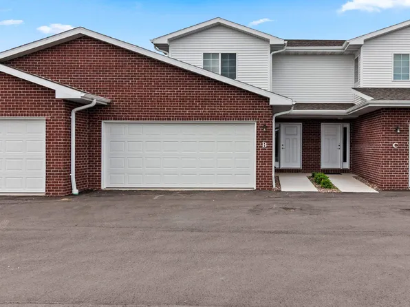 13193B Velp Ave, Suamico, WI 54313