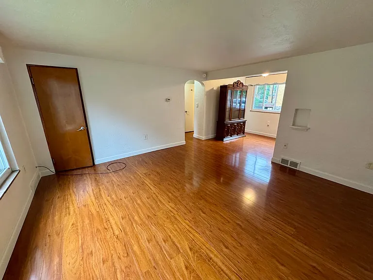 111 W. Steuben Street — Photo 6