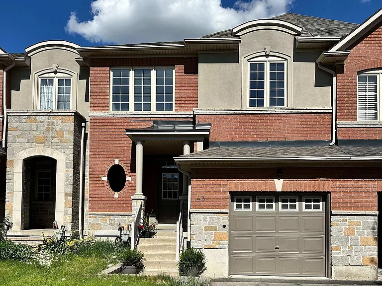 43 Gauguin Ave — Photo 1