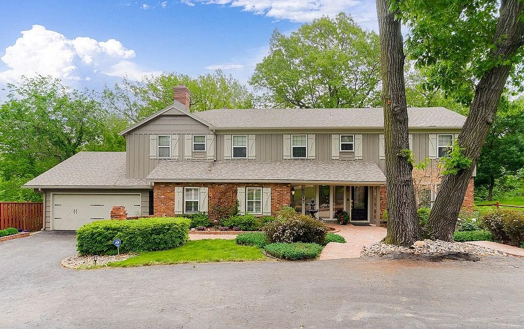 6317 Sherwood Ln, Merriam, KS 66203 Zillow