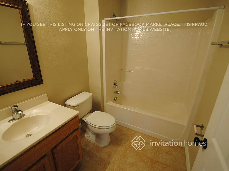 688 Red Pepper Loop — Photo 18