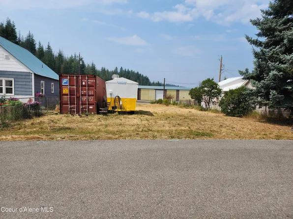 110 H St, Smelterville, ID 83868
