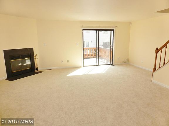 4th image of 3811 Roxbury Ct
