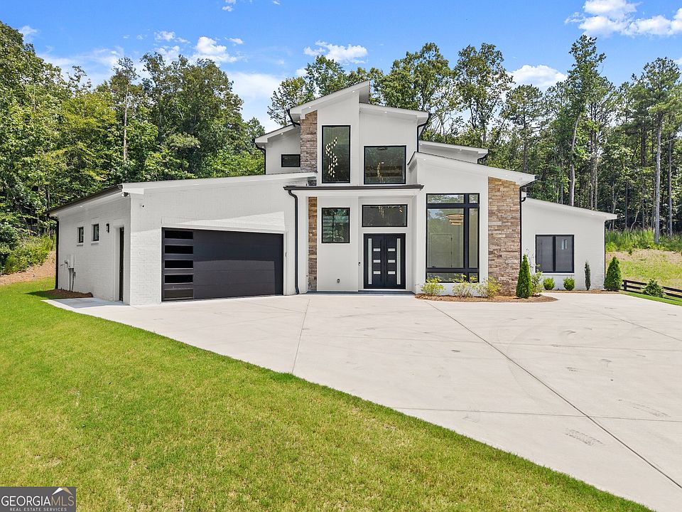 1st image of 1676 Thomas Dr