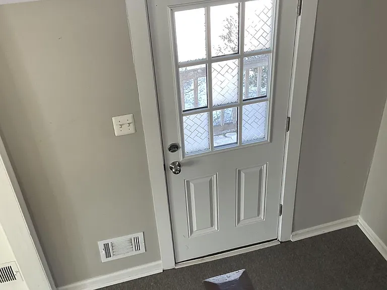 6774 Leeds Manor Rd — Photo 6