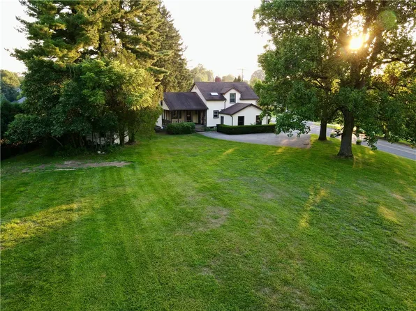 268 Holyoke Rd, Butler, PA 16001