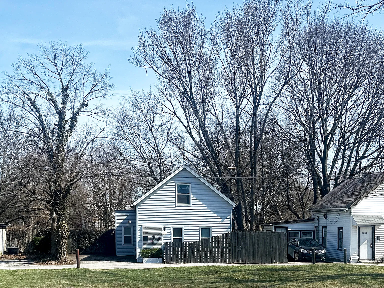 2 bed, $1,590 — Photo 1