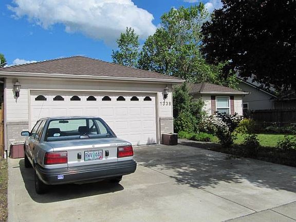 3rd image of 1338 Circle Wood Dr