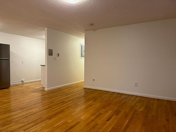5th image of 802 Willard St #203
