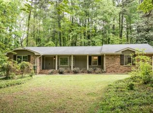 548 Maple Wood Dr, Lawrenceville, GA