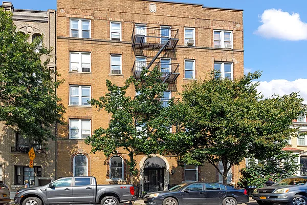 Rented by Compass | media 8