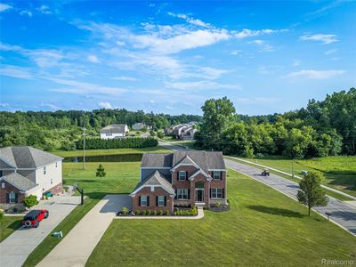 6119 Amber Ln, Grand Blanc, MI, 48439