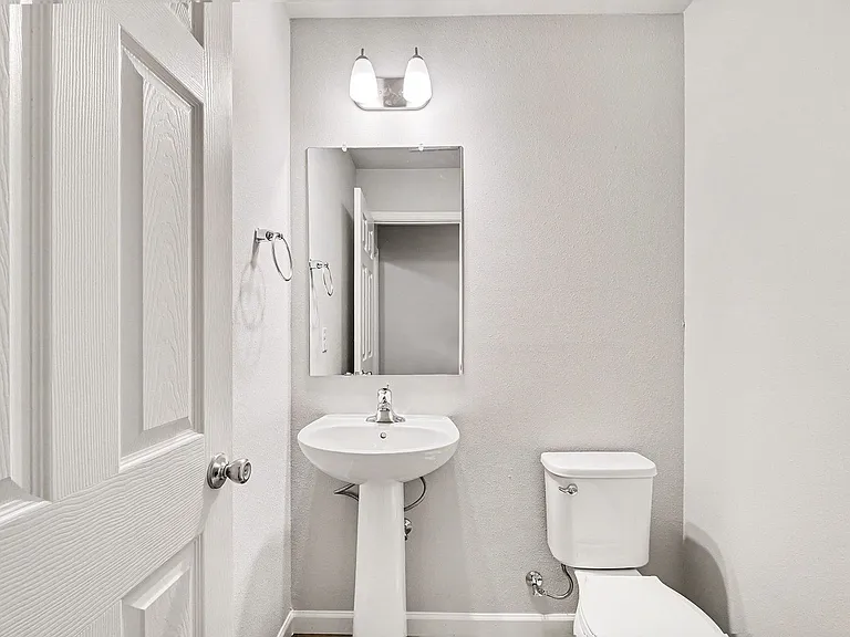 7360 Sessile Cir — Photo 15