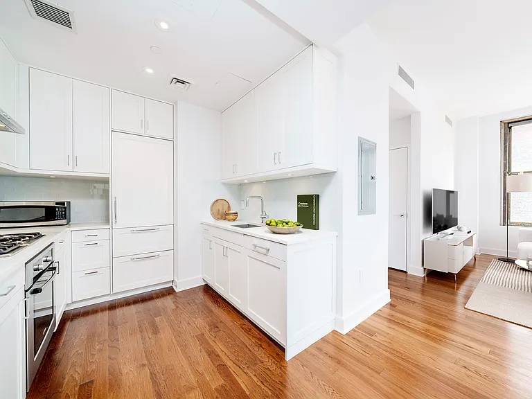 1182 Broadway #6D — Photo 6