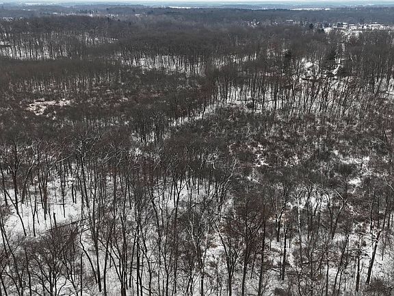4th image of 1 Crooked Creek Rd