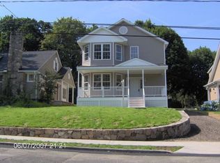 14 Newtown Ter, Norwalk, CT 06851