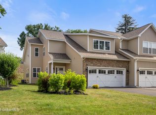 10A Idared Ln, Clifton Park, NY 12065