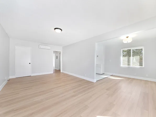 11126 Crenshaw Blvd APT 5, Inglewood, CA 90303