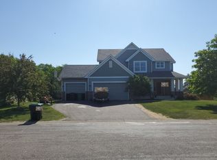 10518 Florida Ave N, Brooklyn Park, MN 55445