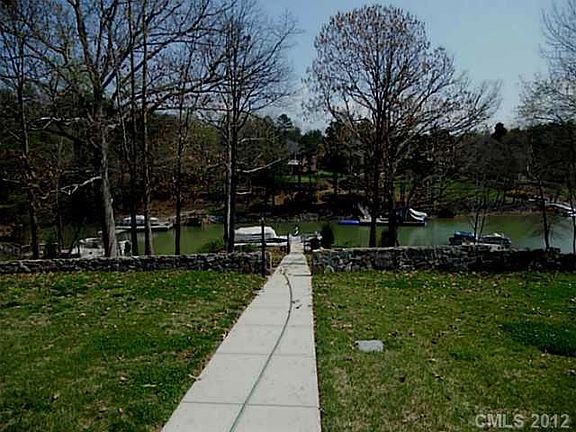5th image of 4224 Pointe Norman Dr