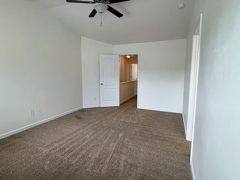 5413 Big Bass Dr — Photo 40
