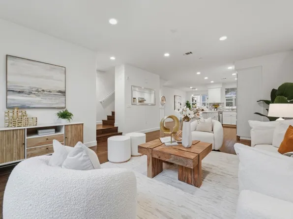 129 Paperbark Ter, Sunnyvale, CA 94086