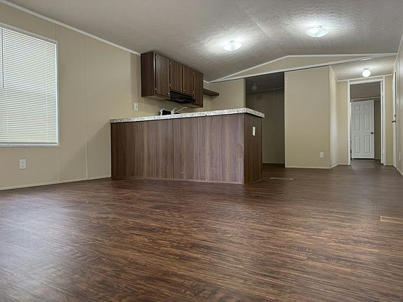 3rd image of 7400 Glen Leaf Dr #161