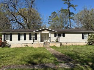 306 Hunter St, Union Point, GA 30669