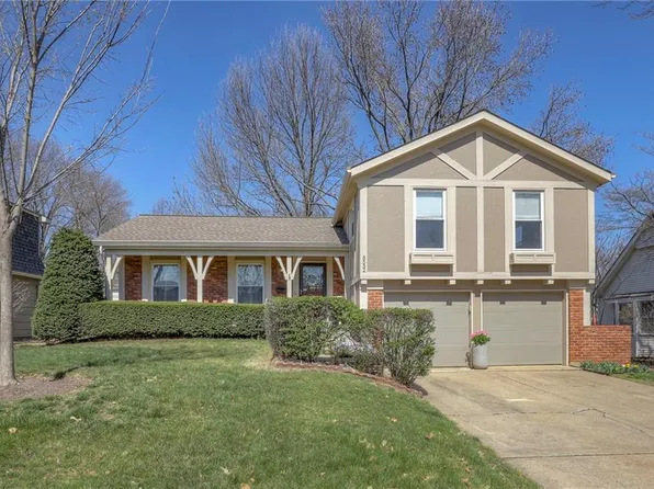 8532 W 90th Ter, Overland Park, KS 66212